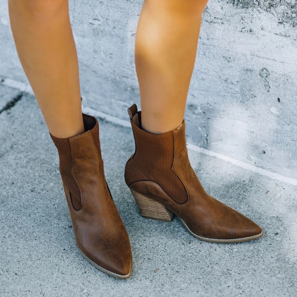 Jocelyn heeled bootie - brown